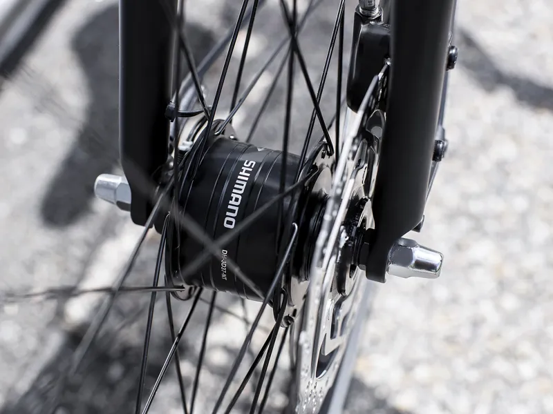 TREK District 3 Equipped Stagger Hybrid Bike in Matte Black -6